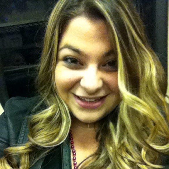 Meet your Posher, Laura - Picture 8 of 16